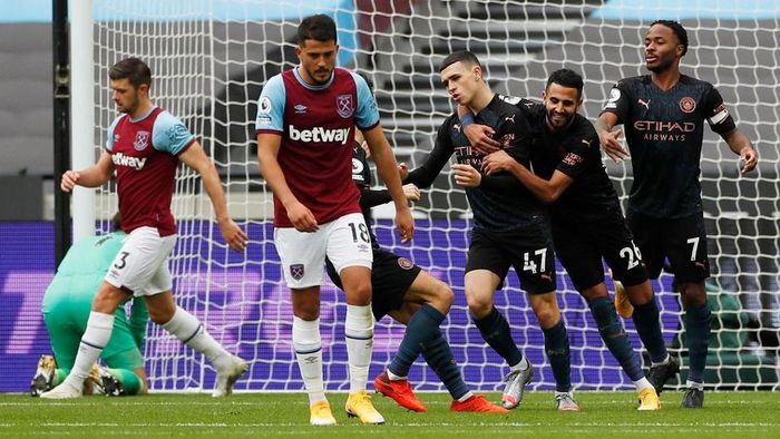 Chỉ 5 phút sau khi vào sân, Foden ghi bàn san bằng tỷ số cho Man City sau đường chuyền của cầu thủ chạy cánh Joao Cancelo. Ảnh: Getty.