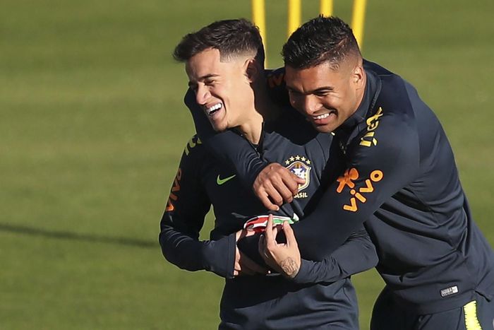 Đôi bạn thân Coutinho và Casemiro ở hai bên chiến tuyến