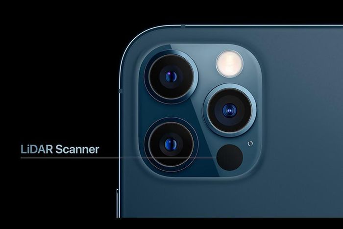Bên cạnh đó, iPhone 12 và iPhone 12 Pro còn được hỗ trợ thêm cảm biến LiDAR giống với iPad Pro cao cấp hiện nay của “nhà táo khuyết”