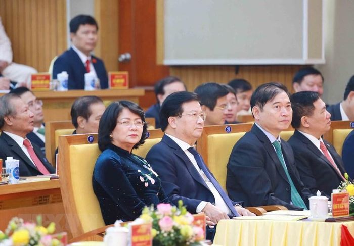 Các lãnh đạo Đảng, Nhà nước, Quốc hội dự Đại hội Đảng bộ tỉnh Hưng Yên. (Ảnh: Phương Hoa/TTXVN)