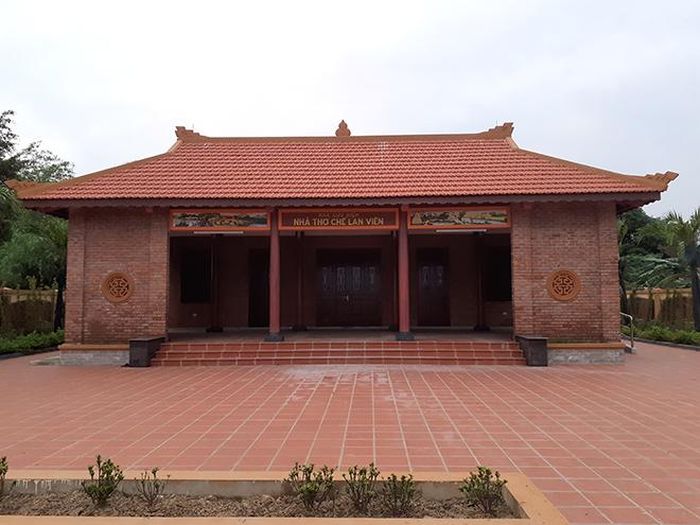 Nhà thờ Chế Lan Viên khánh thành ngày 28/10/2020 tại làng An Xuân, xã Thanh An, huyện Cam Lộ, tỉnh Quảng Trị nhân kỷ niệm 100 năm sinh nhà thơ Chế Lan Viên