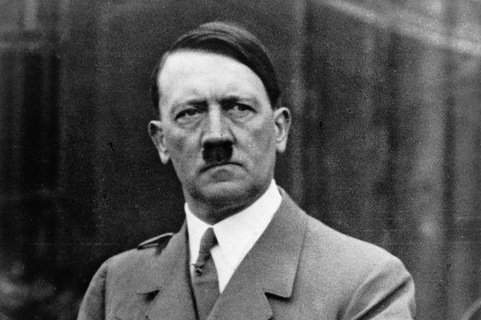 Nữ đầu bếp Manziarly tiết lộ việc nấu ăn cho Hitler khiến bà luôn lo lắng, bất an vì sợ làm không đúng ý của trùm phát xít dẫn đến gặp chuyện tồi tệ.