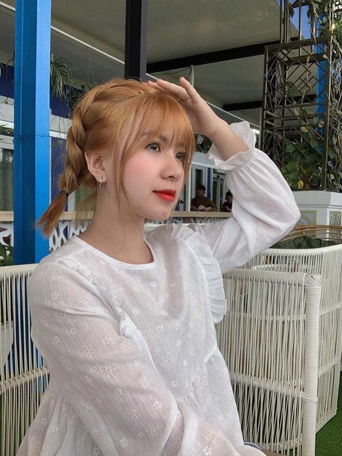 Kim Ngân hy vọng rằng sau này sẽ trở thành một người độc lập, thành công để có thể chăm sóc cho bố mẹ mình có cuộc sống tốt hơn. Nhà cô làm vườn, nên dường như mỗi lần ra vườn chăm sóc cây cối cô lại cảm thấy mọi muộn phiền, mệt mỏi đều tan biến hết.