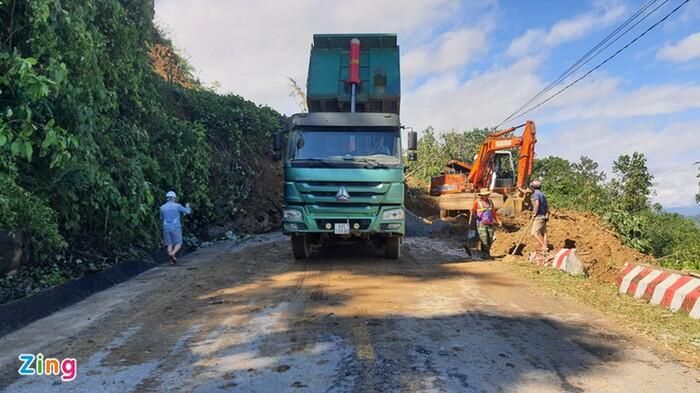 Công tác tìm kiếm cứu nạn đang gấp rút được thực hiện. Ảnh: Zing.vn