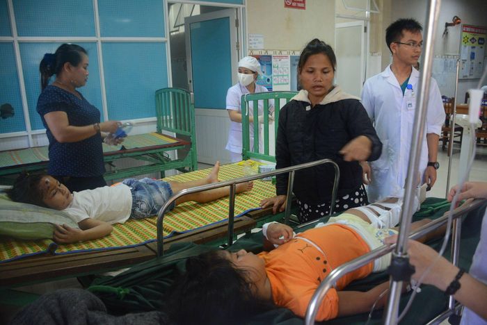 Chị Trần Thị Diệu đau xót nói về nỗi đau mà mình phải gánh lấy.