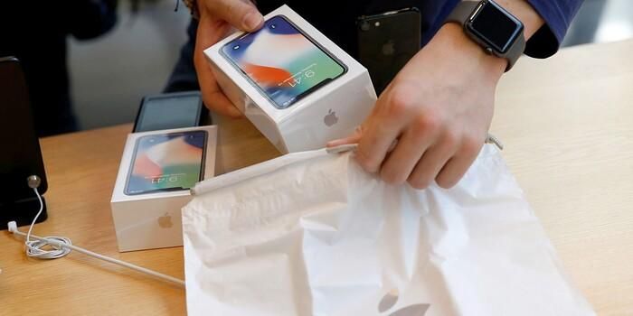 iPhone vẫn đang bán chạy hơn khả năng sản xuất khi gặp phải những khó khăn, căng thẳng trong chuỗi cung ứng. Ảnh: 9to5Mac