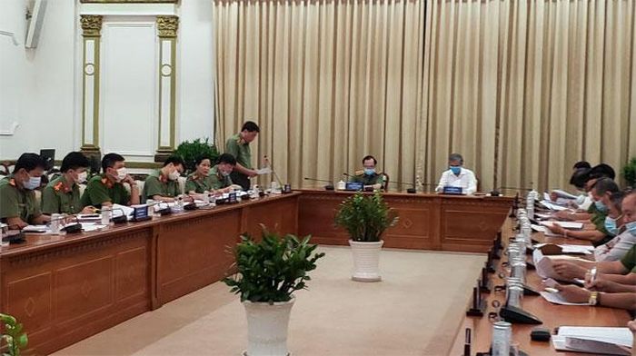 Thượng tướng Nguyễn Văn Thành, Thứ trưởng Bộ Công an cùng Đoàn thanh tra Bộ Công an làm việc với đại diện UBND TP Hồ Chí Minh.