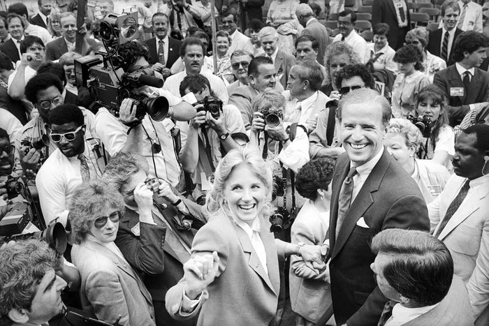  Hai vợ chồng gặp nhau lần đầu vào năm 1975, nhờ vào công anh trai ông Biden mai mối, giới thiệu. Sau này, bà Jill cho biết mình bị chồng chinh phục bởi phong thái đĩnh đạc, trưởng thành của một chính trị gia. Ảnh: Getty. 