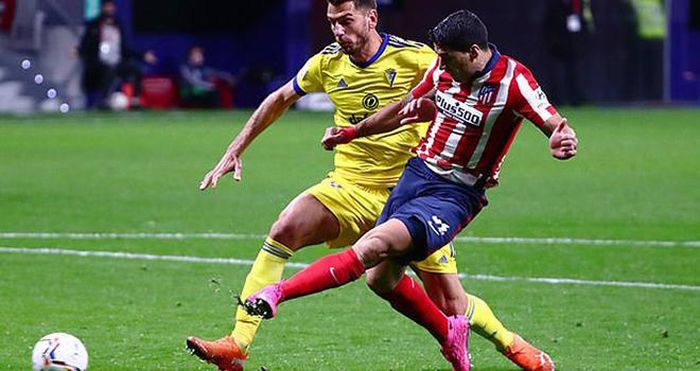Suarez biến Cadiz thành nạn nhân thứ 29 của mình tại La Liga