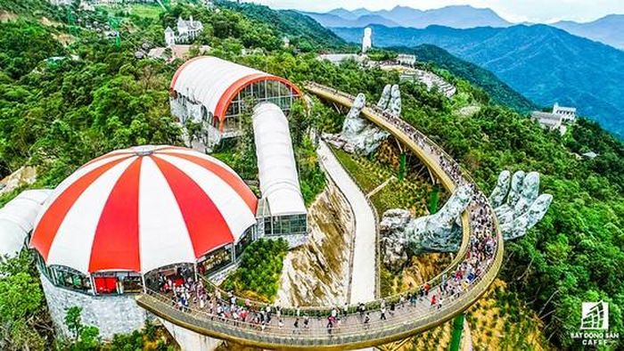 Ngành du lịch, dịch vụ, lữ hành là một trong những nhóm doanh nghiệp phải hỗ trợ.