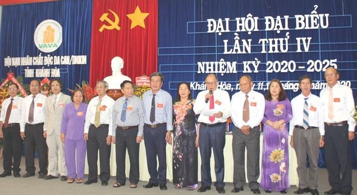 Ra mắt Ban Chấp hành mới, nhiệm kỳ 2020 – 2025.