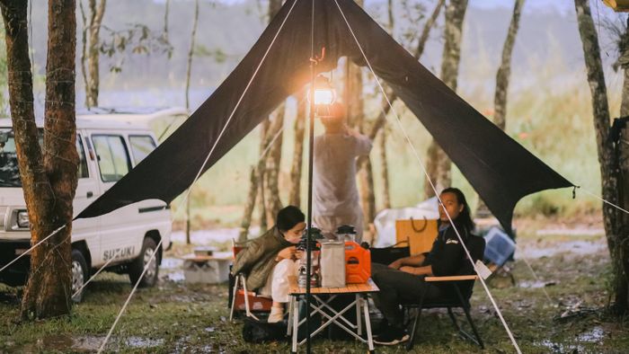  Tuy vậy, cảm giác phấn khích khi đứng giữa thiên nhiên rộng lớn, gạt bỏ đi áp lực thường ngày và sống với đam mê mới là điều mà tôi tìm kiếm trong những chuyến đi. 