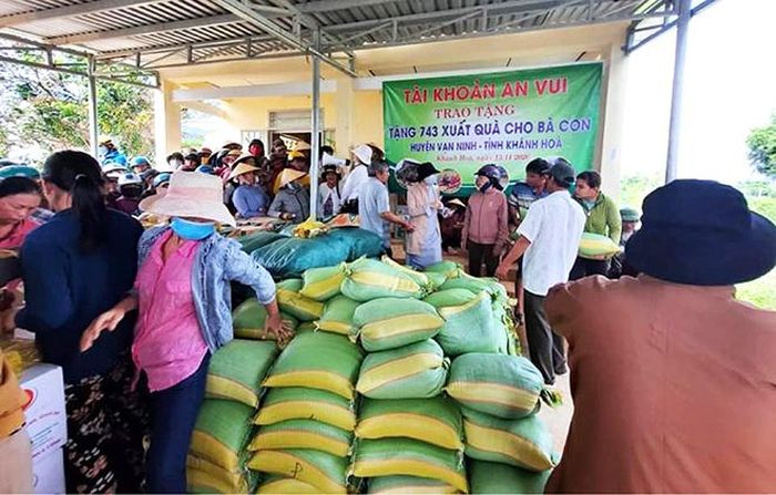 Hình ảnh thiện nguyện thường thấy của Đại Nghĩa và quỹ An vui