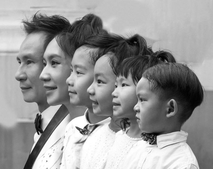 Được biết, hiện tại, vợ chồng Lý Hải - Minh Hà tập trung cho việc làm hậu kỳ bộ phim "Lật mặt 5" vào Tết Nguyên đán 2021. Song song với đó, cặp sao cũng tìm ý tưởng để viết kịch bản cho "Lật mặt 6" dự kiến ra mắt vào dịp 30/4 năm tới.