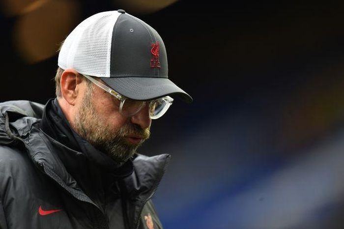 Klopp hẳn đang đọc thần chú, mong tai ương mau qua với Liverpool
