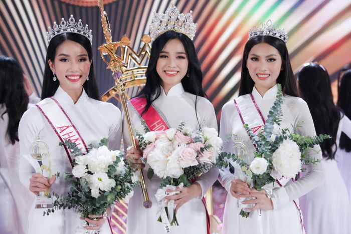 Chân dung tân Hoa hậu Việt Nam 2020 cùng 2 á hậu.
