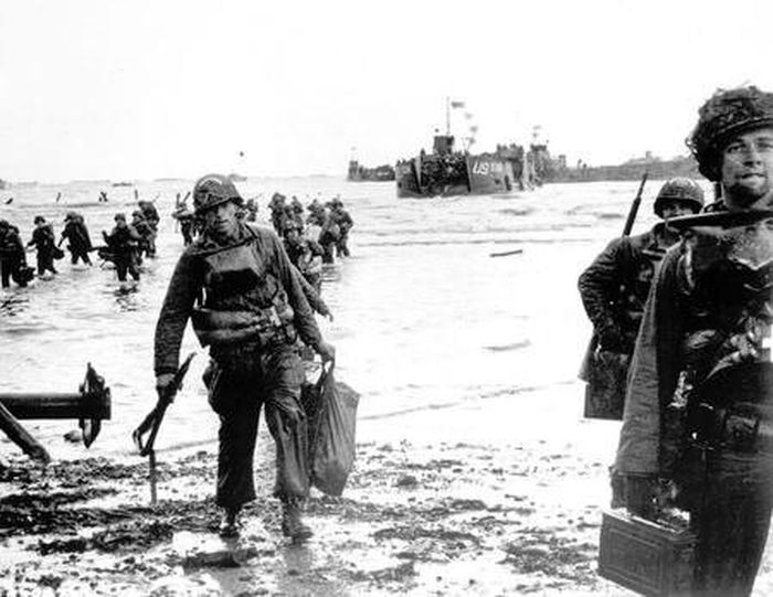Trên đà thắng lợi này, quân Đồng minh từng bước đánh bại phát xít Đức trên nhiều mặt trận. Những đóng góp của điệp viên 2 mang García được đánh giá là một trong những gián điệp vĩ đại nhất lịch sử và được Anh trao tặng nhiều huân chương, phần thưởng cao quý. Một số chuyên gia đánh giá những hành động của García đã cứu sống hàng ngàn người.