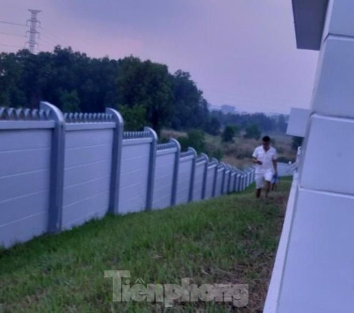 Người cách ly lén lút mua hàng rong ở khu cách ly huyện Bàu Bàng