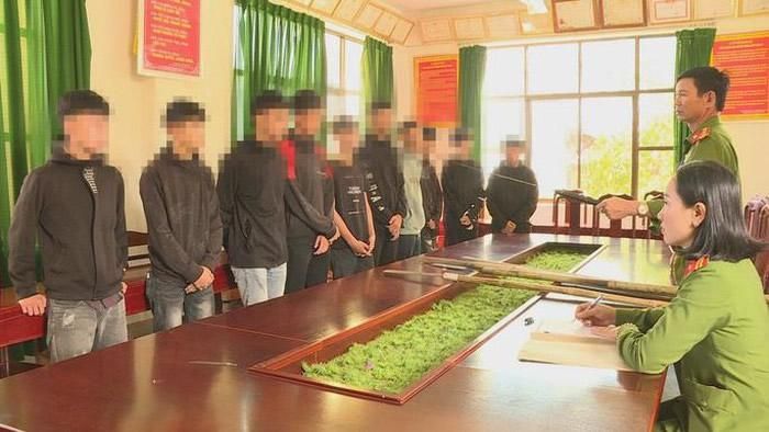 Cơ quan Công an triệu tập các học sinh, thiếu niên tham gia vụ hỗn chiến vào tối 8-11.