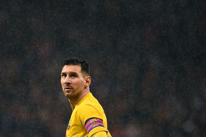 Messi ngồi nhà sau chuỗi phong độ kém