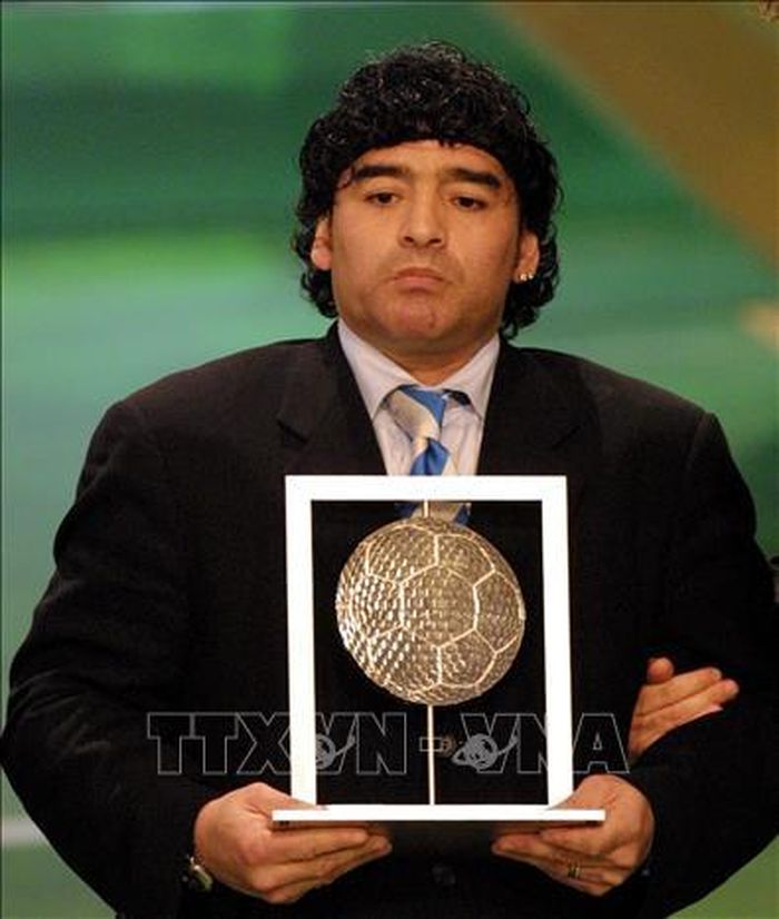 Huyền thoại bóng đá Diego Maradona. Ảnh: TTXVN