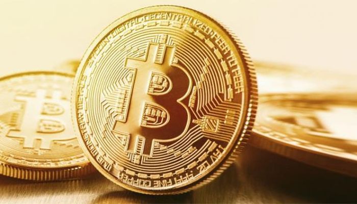 Giá Bitcoin lao dốc không phanh sau khi thất bại tại ngưỡng 19.500 USD.