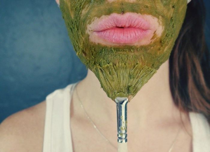  Hỗn hợp mặt nạ rong biển có thể giữ được 3 tuần trong tủ lạnh. Ảnh: her. 
