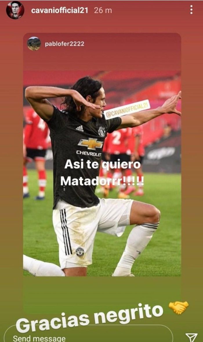 Hình ảnh trên Instagram gây tranh cãi của Cavani.