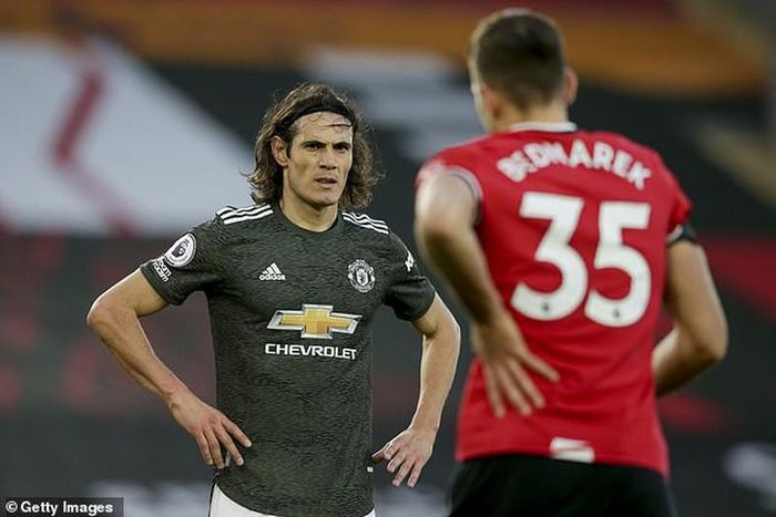 Cavani nói mình không cố ý. ẢNH: GETTY