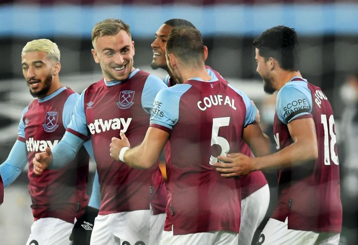  "The Hammers" trở thành CLB Premier League tiếp theo ghi bàn trong 2 phút đầu của mỗi hiệp đấu. Trước đó, Man City làm điều này trong trận gặp Fulham vào tháng 9/2018. 