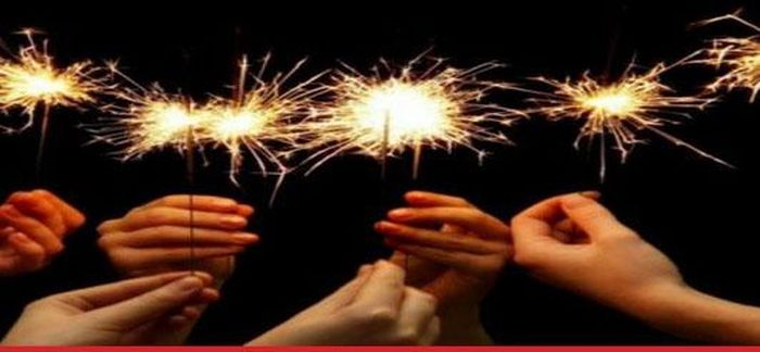 Người dân chỉ được sử dụng pháo hoa không có thuốc nổ, không gây ra tiếng nổ. Ảnh minh họa