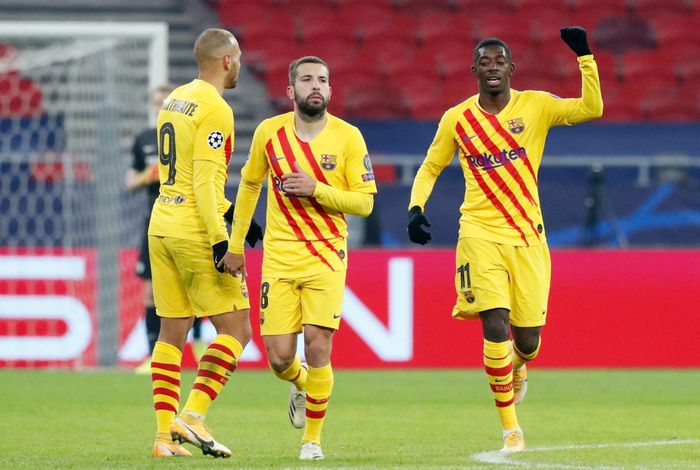  Chiến thắng 3-0 trước Ferencvaros giúp thầy trò HLV Koeman vươn lên dẫn đầu bảng G với 15 điểm sau 5 vòng đấu. Ngày 6/12, Barca sẽ đối đầu Cadiz trước khi chạm trán Juventus ở lượt trận cuối vòng bảng Champions League. 