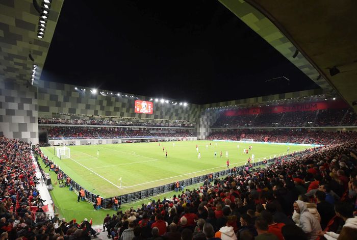  Sân Arena Kombetare tại thủ đô Tirana của Albania. Ảnh: Dailymail.