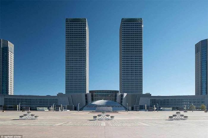  Ordos được thế giới biết tới khi đăng cai Hoa hậu Thế giới năm 2012. 