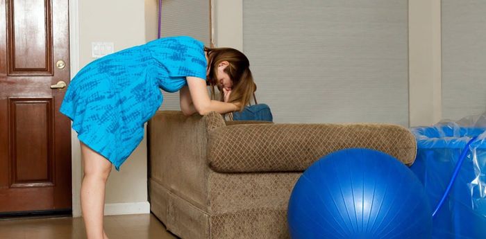 Nhiều mẹ bầu không muốn sự hỗ trợ của y tế. Ảnh: AP.