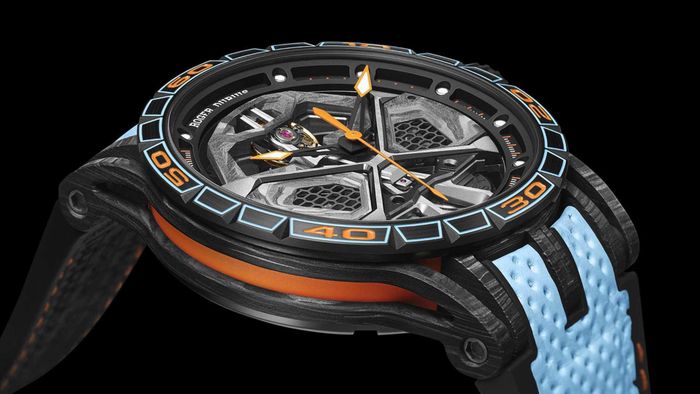  Roger Dubuis cho biết hãng chỉ sản xuất giới hạn đồng hồ này với số lượng 88 cái. Giá bán lẻ là 56.500 USD, tương đương 1,3 tỷ đồng. 