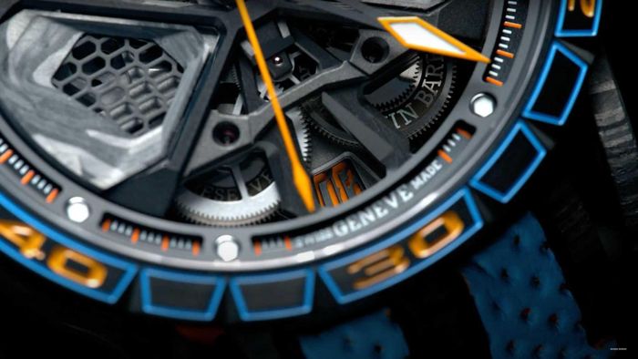  Excalibur Spider Huracan STO được trang bị máy cơ RD630, loại máy này có khả năng dự trữ năng lượng lên đến 60 giờ. 