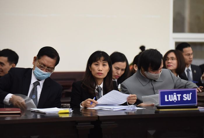  27 luật sư bào chữa cho các bị cáo. Ảnh: Hải Nam. 