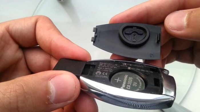 Smartkey hết pin
