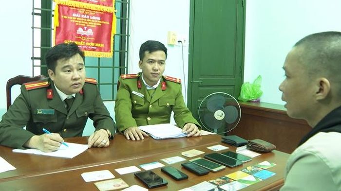 Đối tượng Nhân tại cơ quan Công an.
