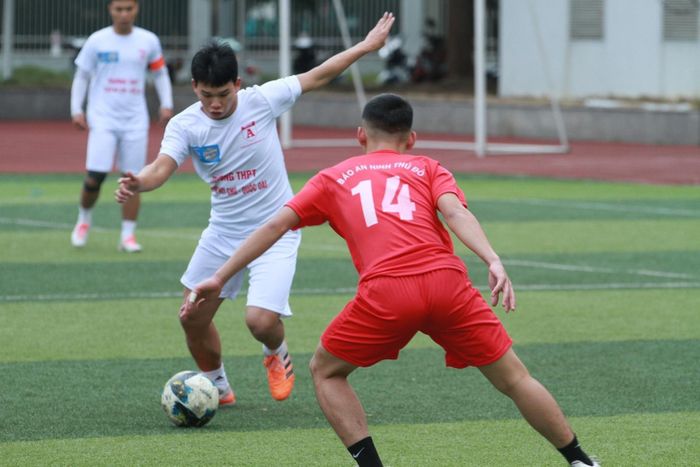 THPT Phan Huy Chú (T.Thất) 3-0 THPT Phan Huy Chú (Q.Oai)