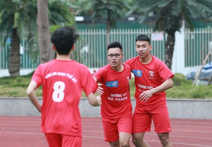 THPT Hà Thành 2-1 THPT Đông Mỹ