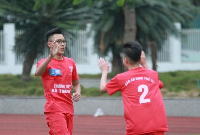 THPT Hà Thành 2-1 THPT Đông Mỹ