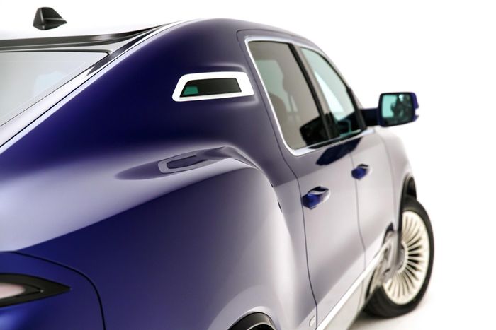  Hệ thống treo của xe được nâng cấp, phù hợp với xe hạng nặng. Theo Aznom, hệ thống treo này được làm riêng cho Palladium và có đến 30 chế độ vận hành. Chiều cao của xe cũng được giảm 30 mm. 