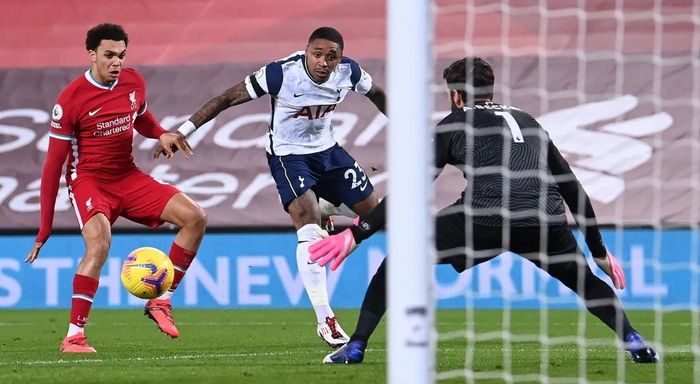 Tottenham chơi tốt hơn sau giờ giải lao