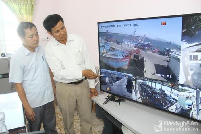 Hệ thống camera tại Cảng cá Cửa Hội. Ảnh tư liệu Hoàng Vĩnh