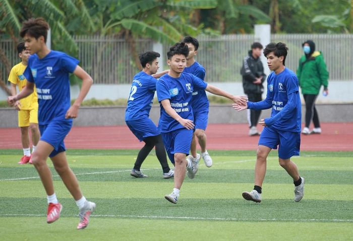 THPT Ban Mai 2-2 THPT Đông Kinh