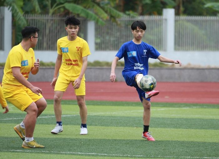 THPT Ban Mai 2-2 THPT Đông Kinh