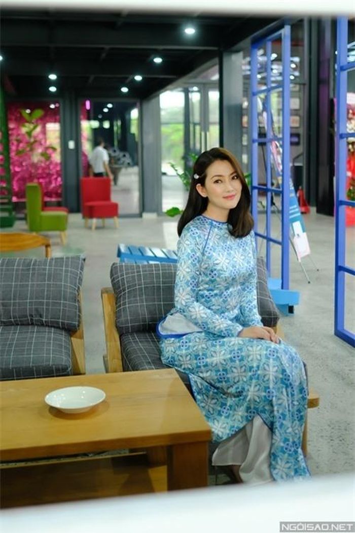 Trong năm qua, Ngọc Lan giảm chi tiêu cá nhân và sử dụng tiền tiết kiệm từ các năm trước cho sinh hoạt của gia đình. Riêng các chi phí đầu tư cho con trai, cô không cắt giảm.