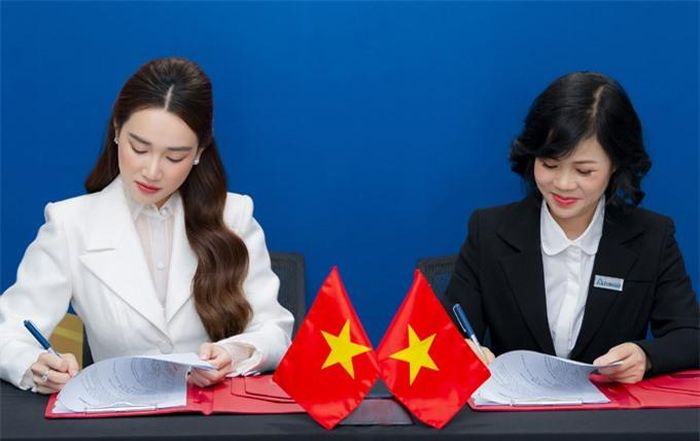 Từ khi làm mẹ, nữ diễn viên quan tâm nhiều hơn tới các sản phẩm, dịch vụ cho gia đình, trẻ em. Cô hào hứng thử sức kinh doanh.